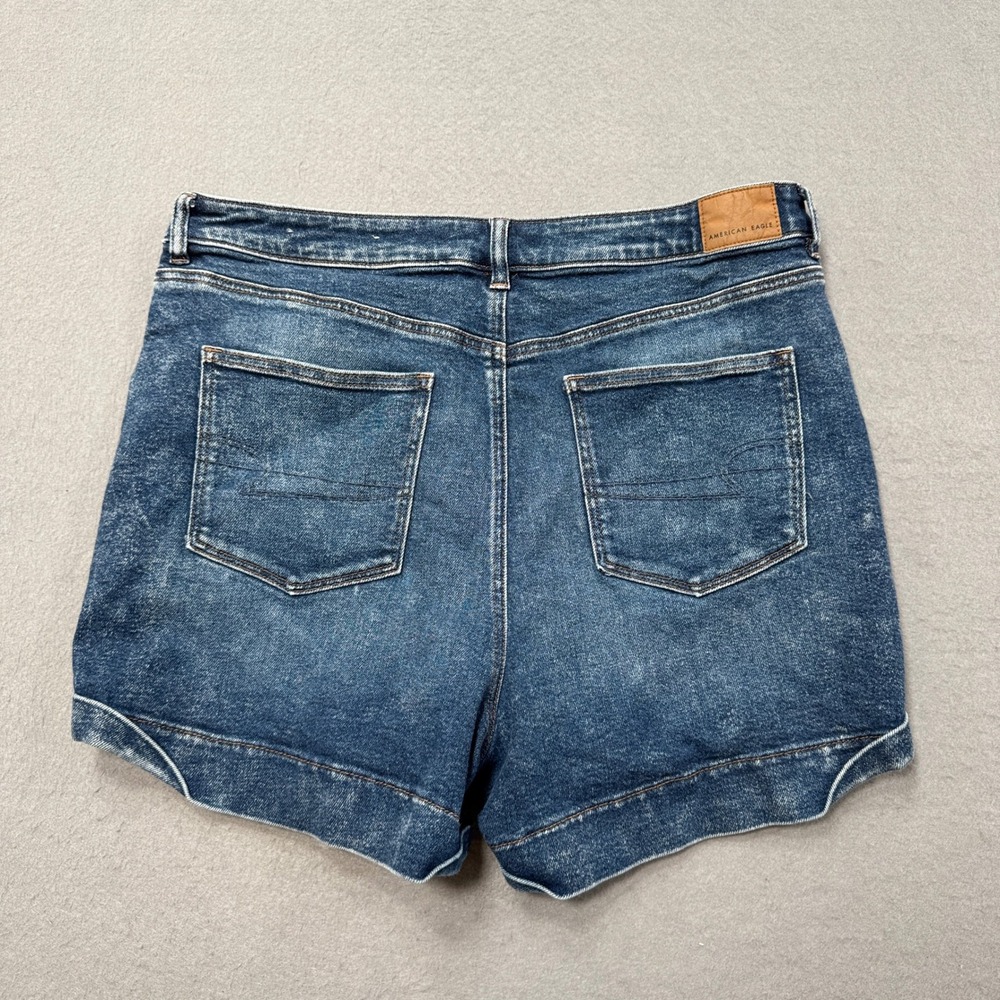 American Eagle Shorts Women's 16 Blue Denim Stretch Cuffed High Rise‎ Distressed - Picture 2 of 6